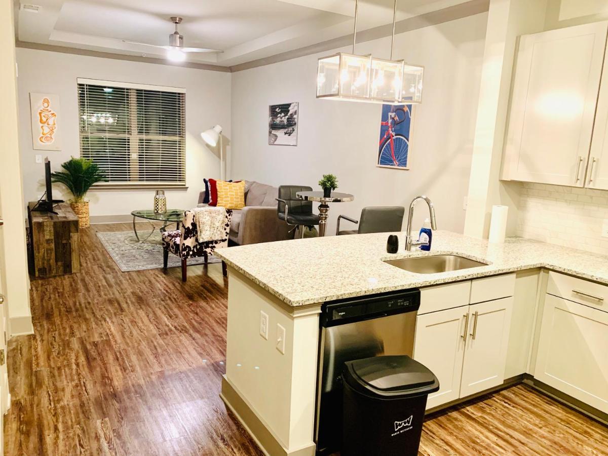 Luxurious And Cozy Apartment In Heart Of Buckhead Atlanta Eksteriør billede