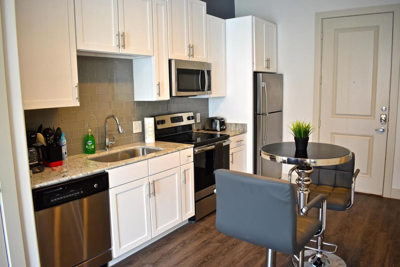 Luxurious And Cozy Apartment In Heart Of Buckhead Atlanta Eksteriør billede